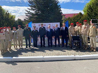 Компания АВТОТОР передала автомобиль с ручным управлением! 